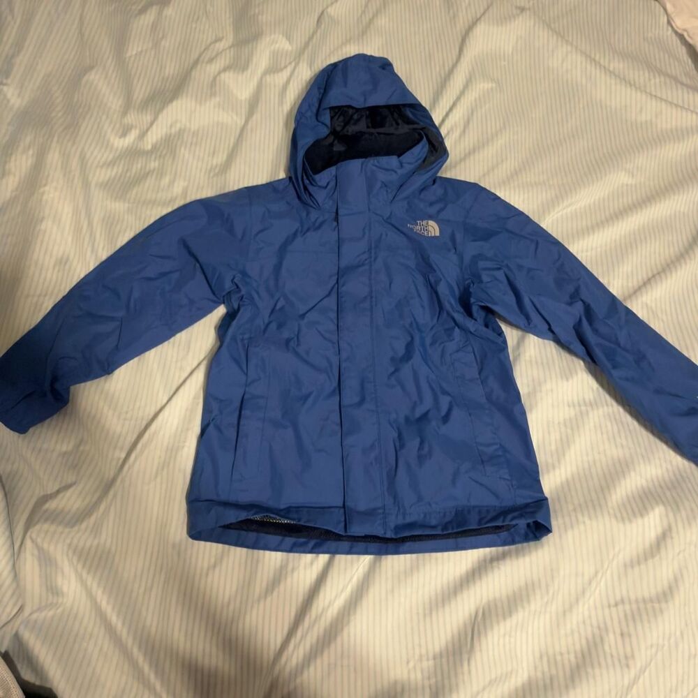 The North Face blue HyVent jacket #outdoor #hiking
